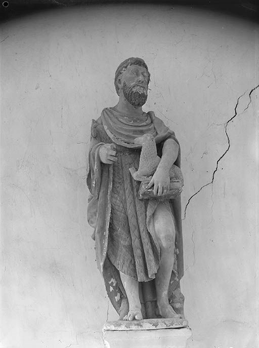 statue © Michel Thierry / Région Bourgogne-Franche-Comté, Inventaire du patrimoine - 1974 statue © Michel Thierry / Région Bourgogne-Franche-Comté, Inventaire du patrimoine - 1974