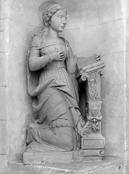  groupe sculpté © Jean-Luc Duthu / Région Bourgogne-Franche-Comté, Inventaire du patrimoine - 1974