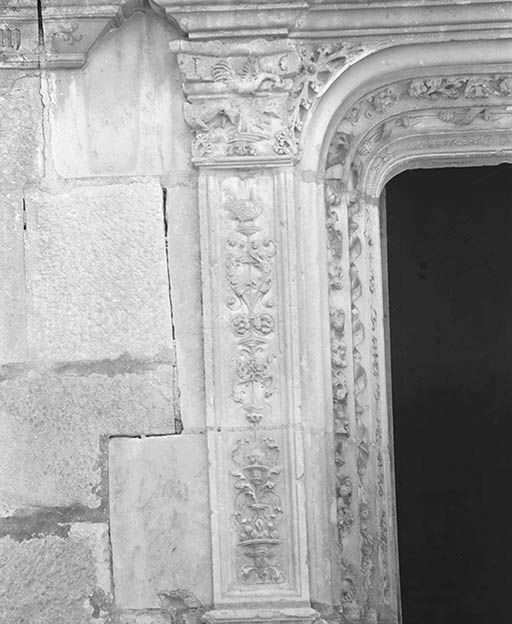  chapelle funéraire © Michel Rosso / Région Bourgogne-Franche-Comté, Inventaire du patrimoine - 1974