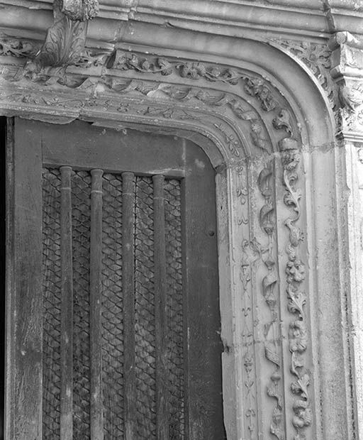  chapelle funéraire © Michel Rosso / Région Bourgogne-Franche-Comté, Inventaire du patrimoine - 1974