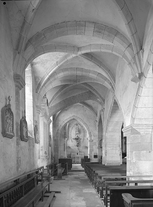 église paroissiale © Jean-Luc Duthu / Région Bourgogne-Franche-Comté, Inventaire du patrimoine - 1974