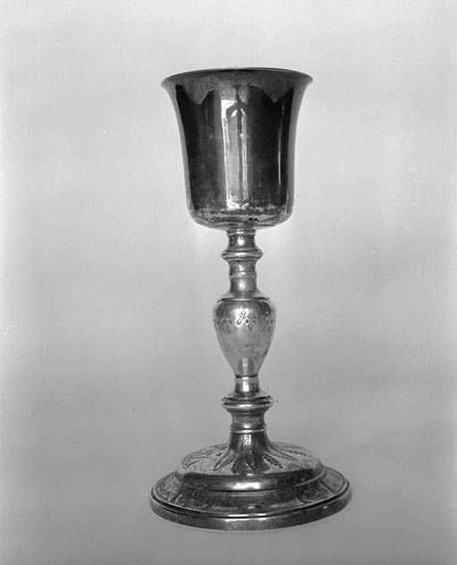  calice © Jean-Luc Duthu / Région Bourgogne-Franche-Comté, Inventaire du patrimoine - 1974