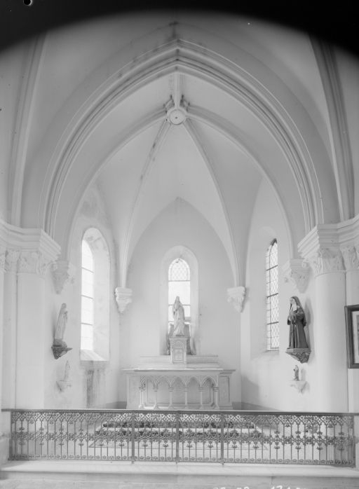 Chapelle : choeur. © Jean-Luc Duthu / Région Bourgogne-Franche-Comté, Inventaire du patrimoine - 1975