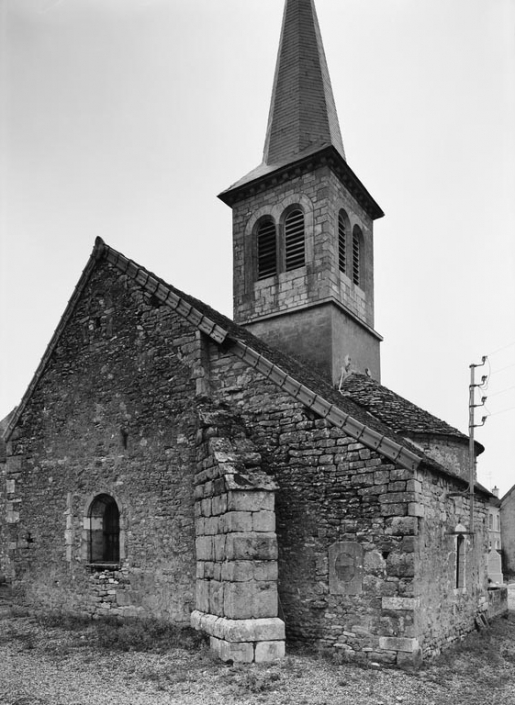 Chapelle vue de 3/4 droit. © Michel Thierry / Région Bourgogne-Franche-Comté, Inventaire du patrimoine - 1978