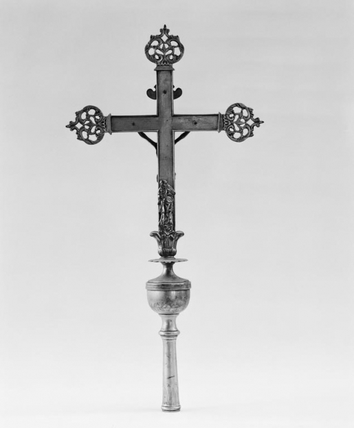 Vue d'ensemble de la croix 1. © Michel Thierry / Région Bourgogne-Franche-Comté, Inventaire du patrimoine - 1978