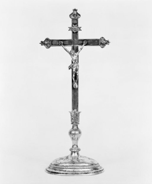 Croix d'autel 2, vue de face. © Michel Thierry / Région Bourgogne-Franche-Comté, Inventaire du patrimoine - 1978