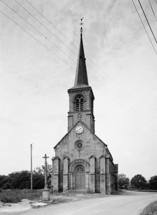 Vue de la façade. © Michel Thierry / Région Bourgogne-Franche-Comté, Inventaire du patrimoine - 1978