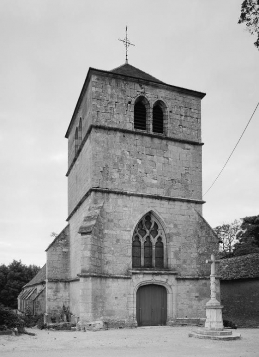 Clocher-porche, vue de trois quarts. © Michel Thierry / Région Bourgogne-Franche-Comté, Inventaire du patrimoine - 1978