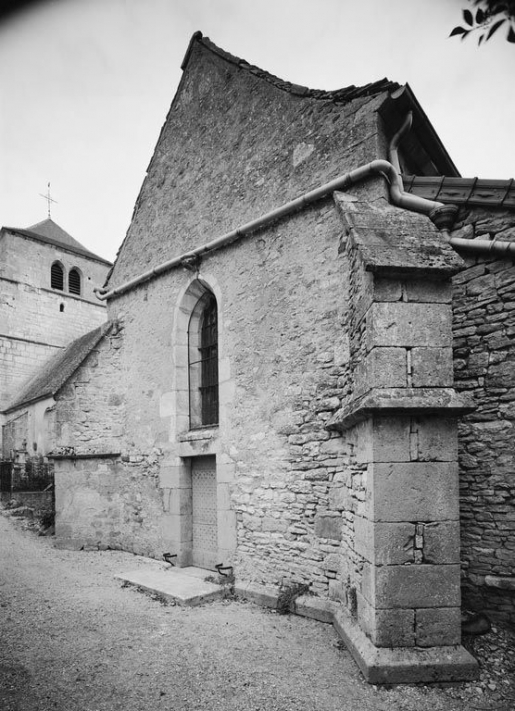 Chapelle droite, mur droit. © Michel Thierry / Région Bourgogne-Franche-Comté, Inventaire du patrimoine - 1978