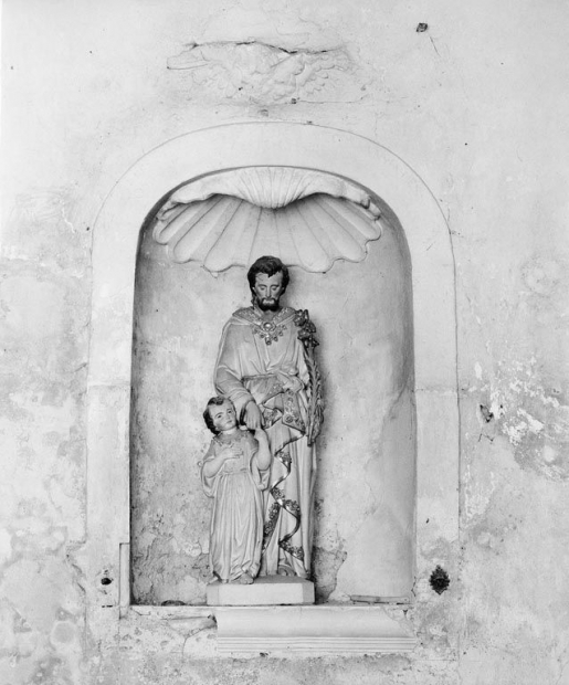 Niche dans le mur droit de la nef. © Michel Rosso / Région Bourgogne-Franche-Comté, Inventaire du patrimoine - 1978