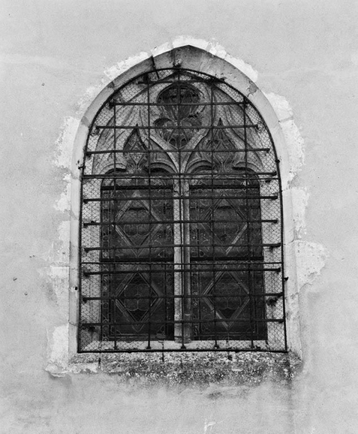Baie postérieure droite de la chapelle droite. © Jean-Luc Duthu / Région Bourgogne-Franche-Comté, Inventaire du patrimoine - 1978