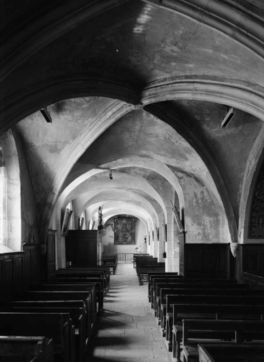 Vue du bas-côté droit, depuis la chapelle. © Michel Rosso / Région Bourgogne-Franche-Comté, Inventaire du patrimoine - 1978
