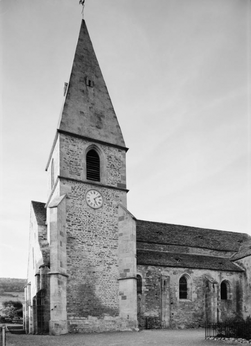 Elévation droite du clocher et de la nef. © Michel Rosso / Région Bourgogne-Franche-Comté, Inventaire du patrimoine - 1978