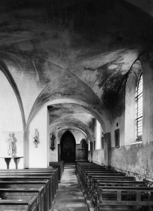 Bas-côté droit, vue depuis l'entrée. © Michel Rosso / Région Bourgogne-Franche-Comté, Inventaire du patrimoine - 1978