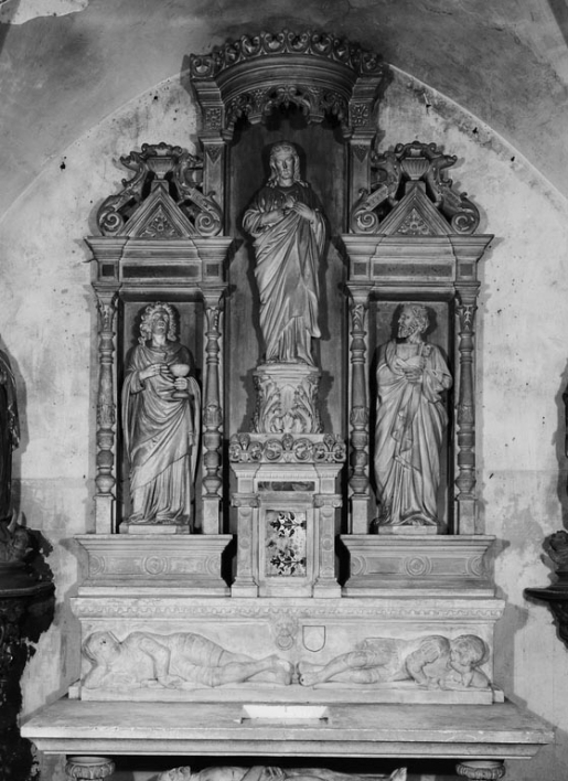 Détail du gradin et du retable. © Jean-Luc Duthu / Région Bourgogne-Franche-Comté, Inventaire du patrimoine - 1978
