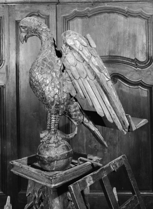 Détail de l'aigle. © Jean-Luc Duthu / Région Bourgogne-Franche-Comté, Inventaire du patrimoine - 1978
