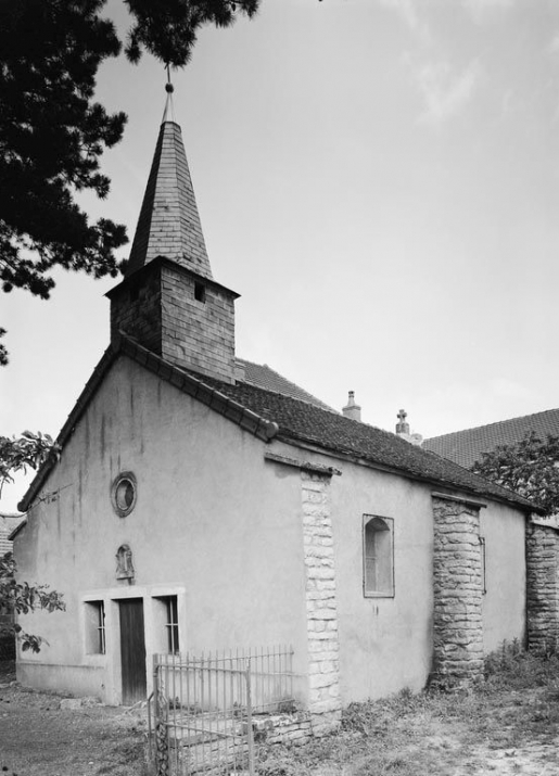 Vue d'ensemble de trois quarts droit. © Michel Thierry / Région Bourgogne-Franche-Comté, Inventaire du patrimoine - 1979
