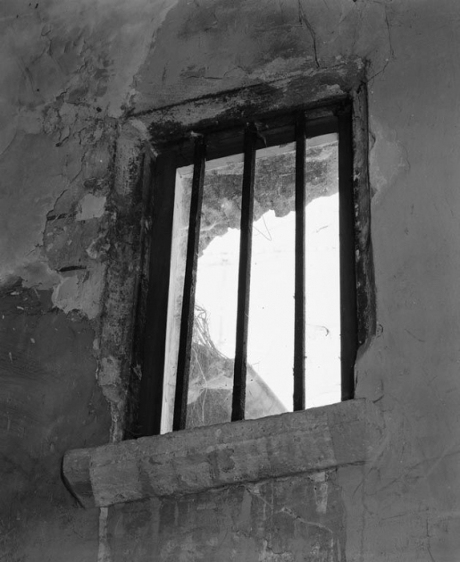 Nef : fenêtre du mur gauche. © Jean-Luc Duthu / Région Bourgogne-Franche-Comté, Inventaire du patrimoine - 1979