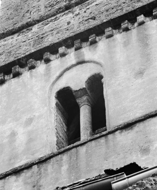 Clocher : baies de la face droite. © Jean-Luc Duthu / Région Bourgogne-Franche-Comté, Inventaire du patrimoine - 1979