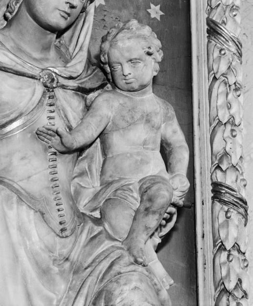 Détail de l'Enfant Jésus. © Michel Rosso / Région Bourgogne-Franche-Comté, Inventaire du patrimoine - 1979