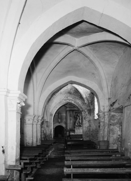 Bas-côté droit : vue prise du revers de façade. © Jean-Luc Duthu / Région Bourgogne-Franche-Comté, Inventaire du patrimoine - 1979