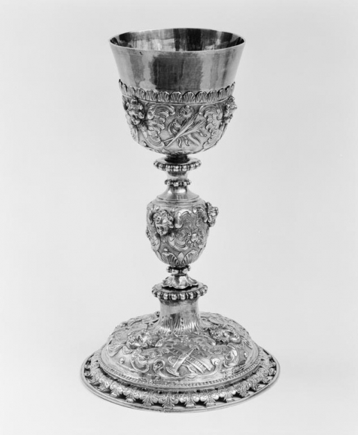 Vue d'ensemble du calice. © Jean-Luc Duthu / Région Bourgogne-Franche-Comté, Inventaire du patrimoine - 1979