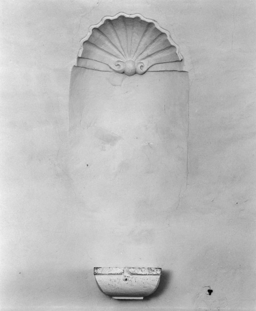 Niche droite du mur postérieur. © Jean-Luc Duthu / Région Bourgogne-Franche-Comté, Inventaire du patrimoine - 1979