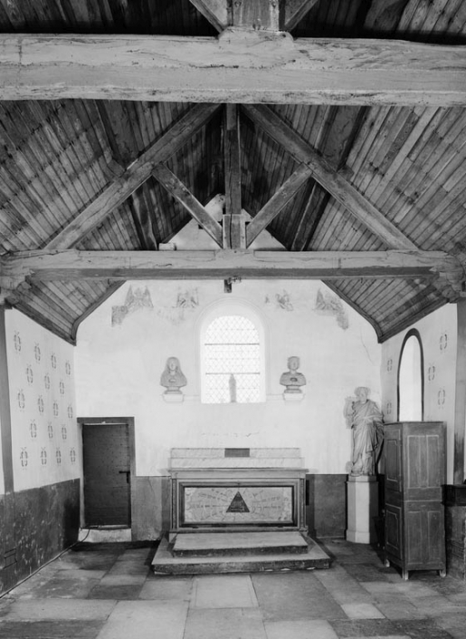 Intérieur : vue depuis l'entrée. © Michel Rosso / Région Bourgogne-Franche-Comté, Inventaire du patrimoine - 1979