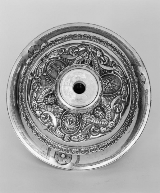 Détail du pied. © Michel Rosso / Région Bourgogne-Franche-Comté, Inventaire du patrimoine - 1979