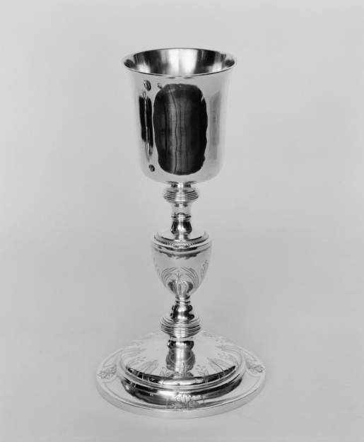 Vue d'ensemble du calice. © Michel Rosso / Région Bourgogne-Franche-Comté, Inventaire du patrimoine - 1979