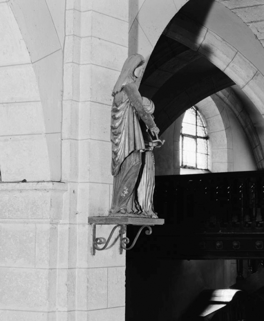 Vue de profil droit. © Jean-Luc Duthu / Région Bourgogne-Franche-Comté, Inventaire du patrimoine - 1979