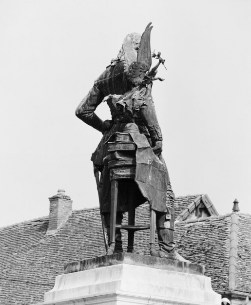 La statue : revers. © Michel Thierry / Région Bourgogne-Franche-Comté, Inventaire du patrimoine - 1980 La statue : revers. © Michel Thierry / Région Bourgogne-Franche-Comté, Inventaire du patrimoine - 1980