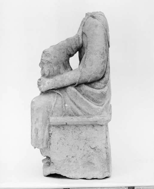 Vue de profil gauche. © Jean-Luc Duthu / Région Bourgogne-Franche-Comté, Inventaire du patrimoine - 1980