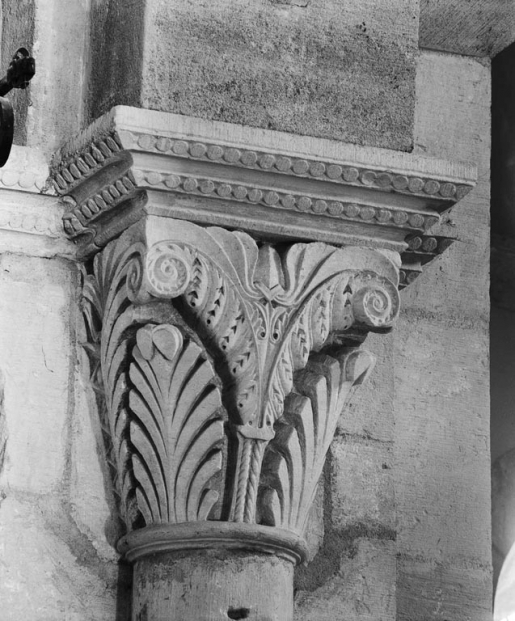 Chapiteau n°17. © Michel Rosso / Région Bourgogne-Franche-Comté, Inventaire du patrimoine - 1980