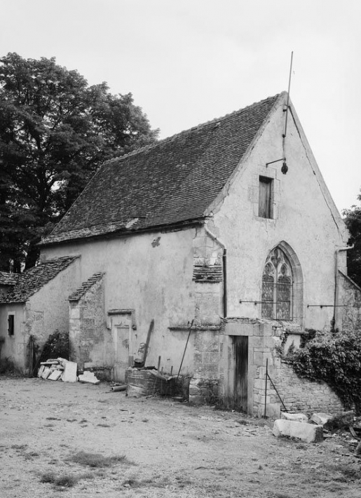 Chevet et élévation droite de la chapelle Saint-Denis. © Michel Thierry / Région Bourgogne-Franche-Comté, Inventaire du patrimoine - 1980