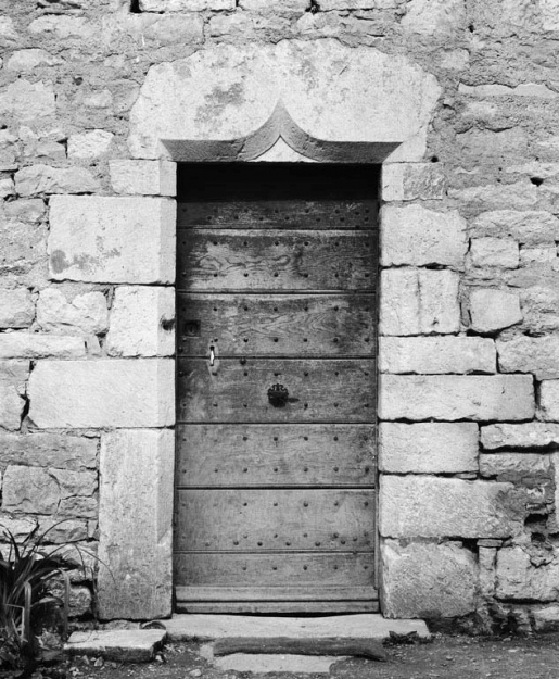 Porte. © Michel Rosso / Région Bourgogne-Franche-Comté, Inventaire du patrimoine - 1980