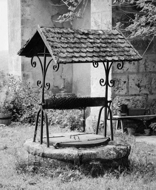 Puits. © Jean-Luc Duthu / Région Bourgogne-Franche-Comté, Inventaire du patrimoine - 1980