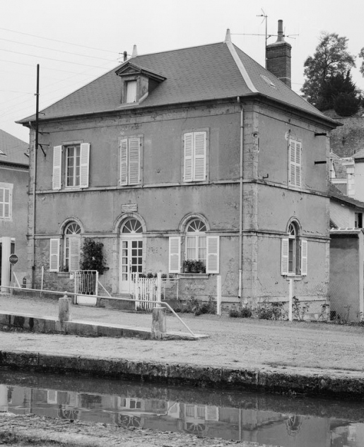 Vue d'ensemble. © Michel Rosso / Région Bourgogne-Franche-Comté, Inventaire du patrimoine - 1981