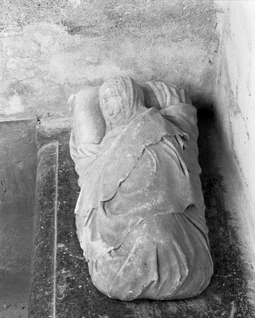 Tombeau de Noël de Gallois, vue de dessus © Jean-Luc Duthu / Région Bourgogne-Franche-Comté, Inventaire du patrimoine - 1985