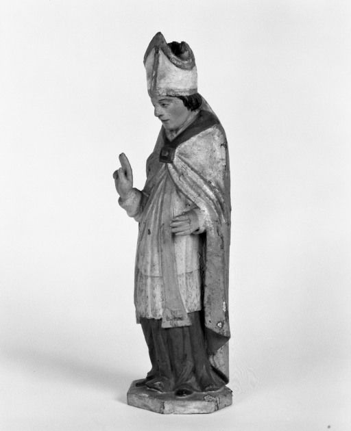 Saint Nicolas, vue de trois quarts © Michel Thierry / Région Bourgogne-Franche-Comté, Inventaire du patrimoine - 1985