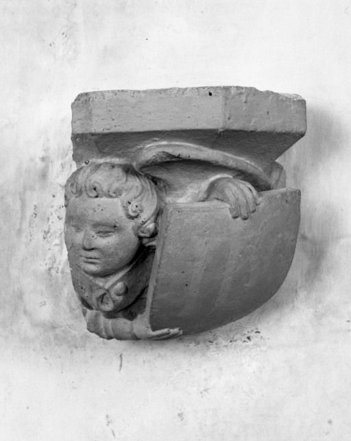 Console droite © Michel Thierry / Région Bourgogne-Franche-Comté, Inventaire du patrimoine - 1985