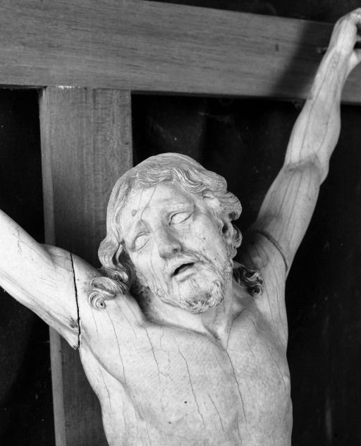 Détail de la tête du Christ © Michel Thierry / Région Bourgogne-Franche-Comté, Inventaire du patrimoine - 1985