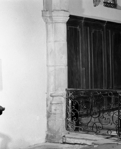 Choeur, colonne gauche © Jean-Luc Duthu / Région Bourgogne-Franche-Comté, Inventaire du patrimoine - 1985