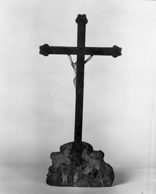Vue de dos © Michel Rosso / Région Bourgogne-Franche-Comté, Inventaire du patrimoine - 1985