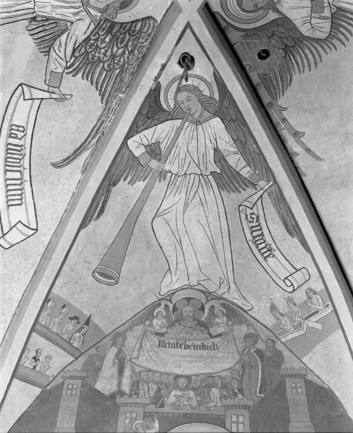 Choeur, 1ère travée, voûte: ange sonnant de la trompette © Michel Thierry / Région Bourgogne-Franche-Comté, Inventaire du patrimoine - 1986