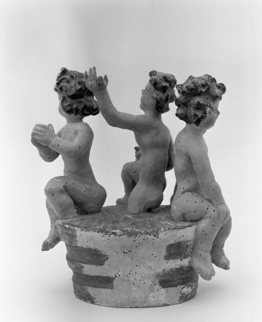 Les trois enfants © Jean-Luc Duthu / Région Bourgogne-Franche-Comté, Inventaire du patrimoine - 1986