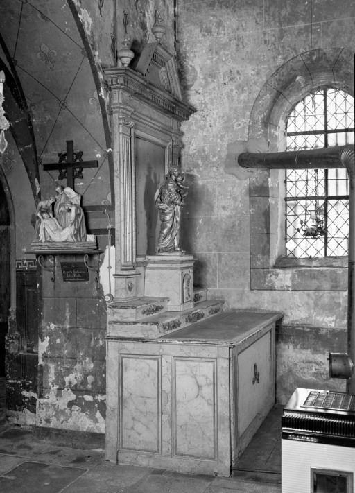 Autel retable droit © Jean-Luc Duthu / Région Bourgogne-Franche-Comté, Inventaire du patrimoine - 1986
