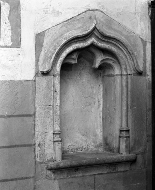 Première chapelle droite, lavabo © Jean-Luc Duthu / Région Bourgogne-Franche-Comté, Inventaire du patrimoine - 1986