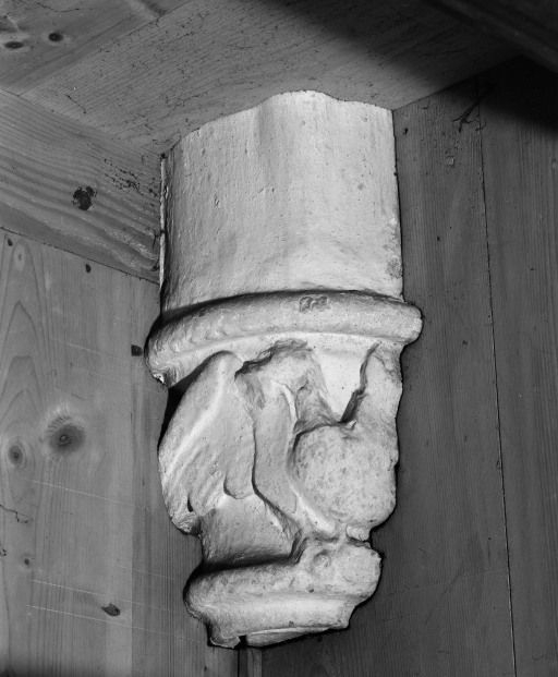 Troisième chapelle droite, culot antérieur gauche, aigle de saint Jean © Jean-Luc Duthu / Région Bourgogne-Franche-Comté, Inventaire du patrimoine - 1986