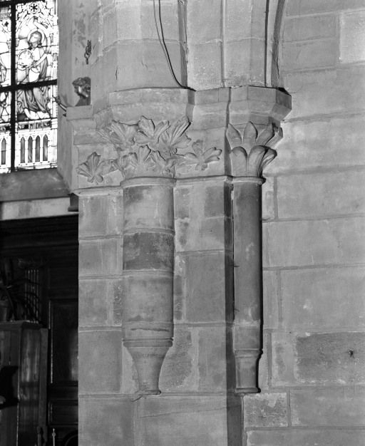 Chapelle à droite du choeur, supports postérieurs gauches © Jean-Luc Duthu / Région Bourgogne-Franche-Comté, Inventaire du patrimoine - 1986